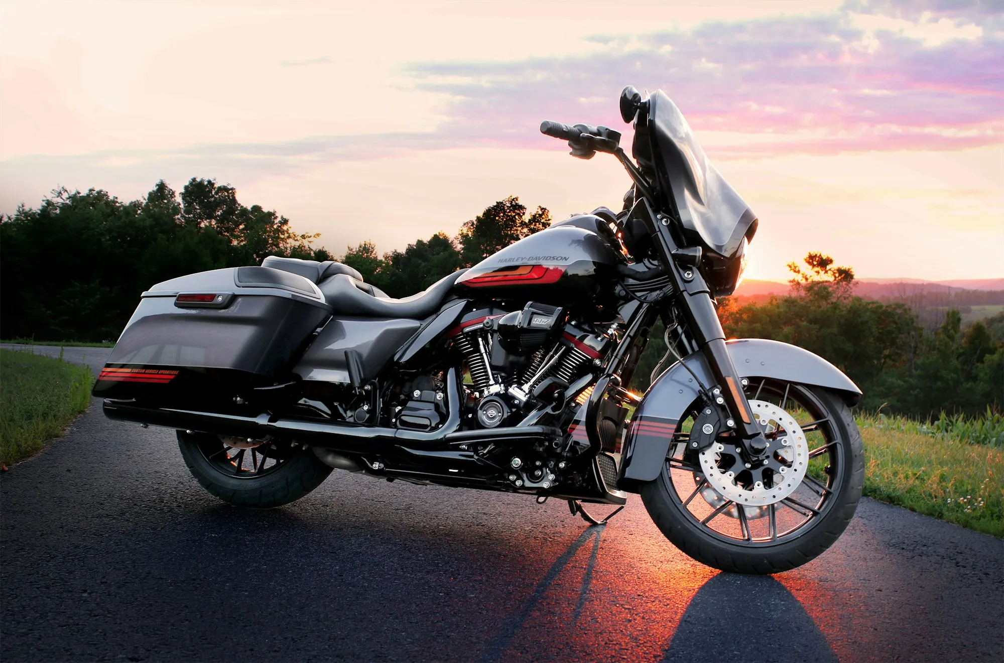 2020 Harley-Davidson Street Glide "DUSK"